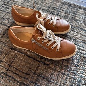 Paul Green Addie Sneaker Size 7.5